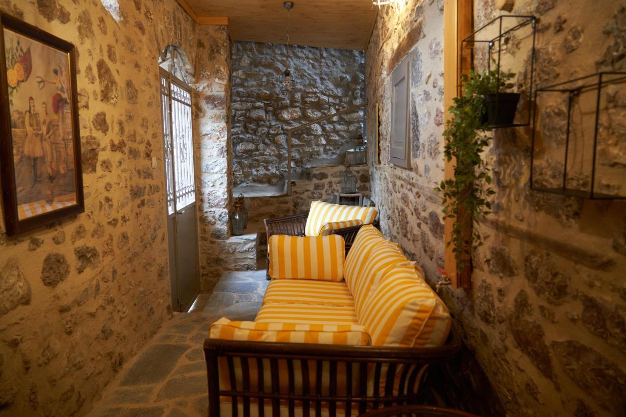 Dandy Villas Dimitsana - A Family Ideal Charming Home In A Quaint Historic Neighborhood - 2 Fireplaces For Romantic Nights Exterior foto